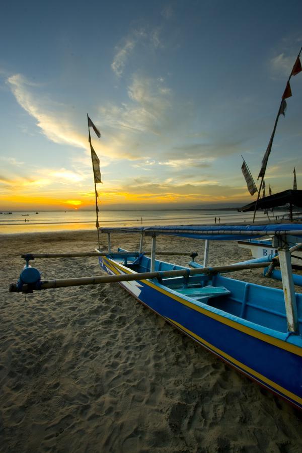 Nyiur Indah Beach Hotel Пангандаран Экстерьер фото