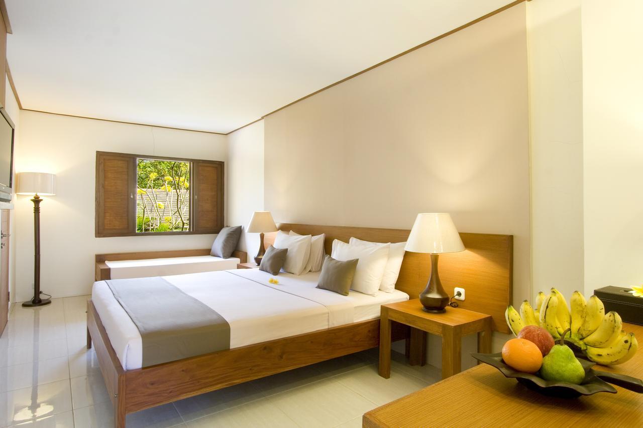 Nyiur Indah Beach Hotel Пангандаран Экстерьер фото